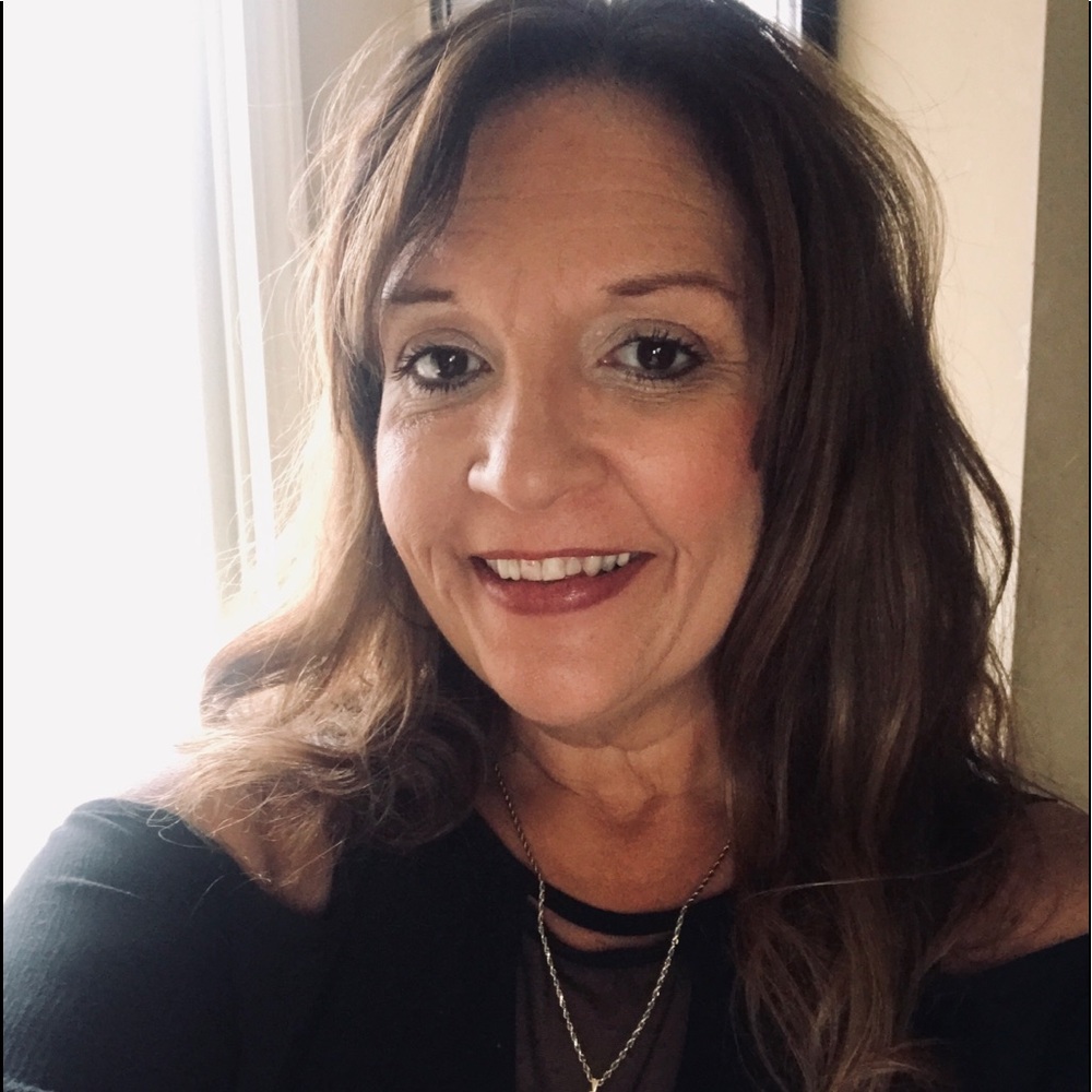 Meet your Posher, Nadine